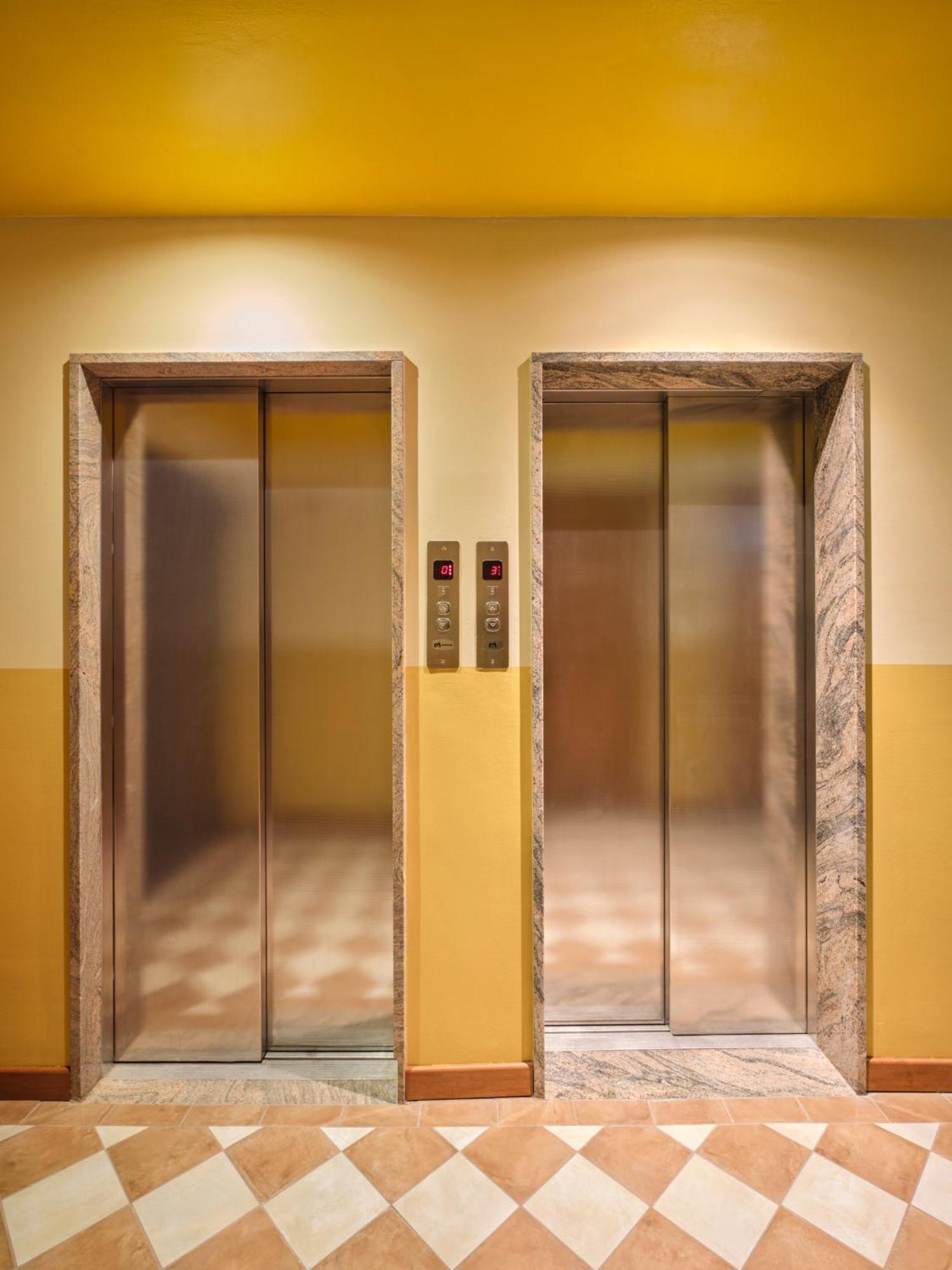 Max Brown Hotel Missori, Part Of Sircle Collection Milano Esterno foto